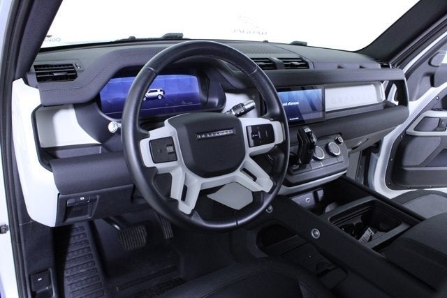 2021 Land Rover Defender SE